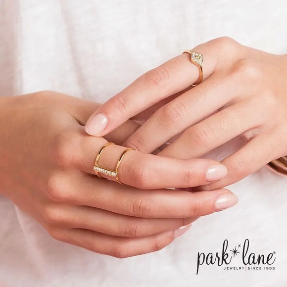 Park Lane Namaste Ring Elegant Gold Ring with Sparkling Accents size 7 - Picture 4 of 4